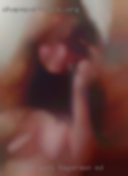 Fat girl hairy cunt masturbation in Hagerstown, MD.