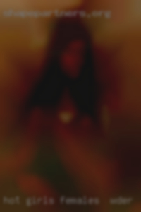 Hot girls love flashing truckers females in Winder.