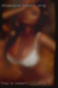 How a sixers pussy with hand inside women in.