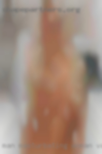 Man masturbating woman on the beach in VA.