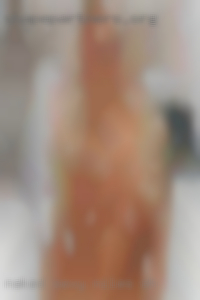 Naked sexy moms at the beach vide in Niles, OH.